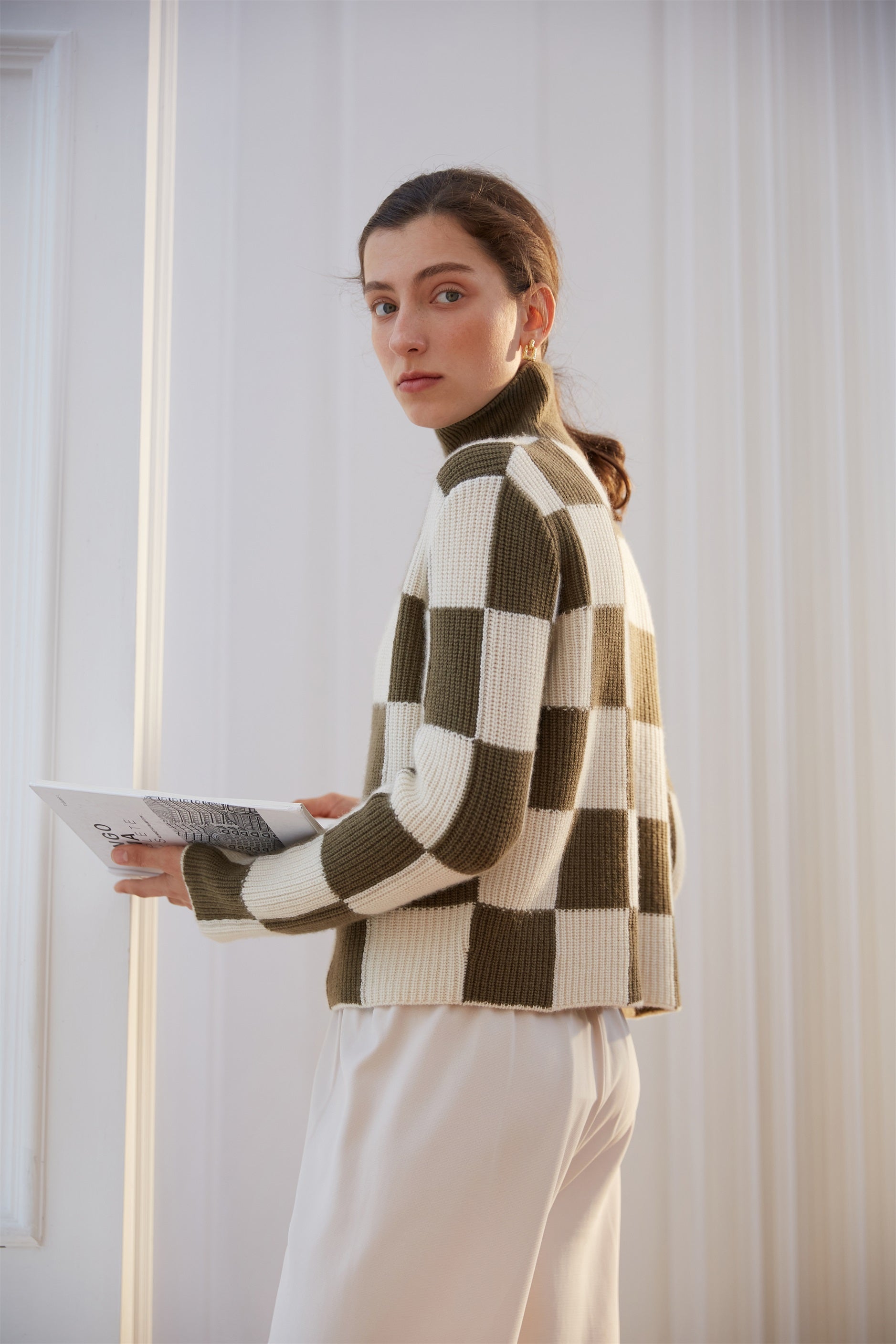 CAMPBELL Checker Sweater